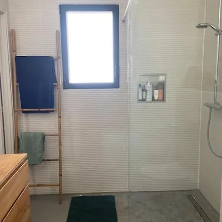 Familiale Avec Piscine